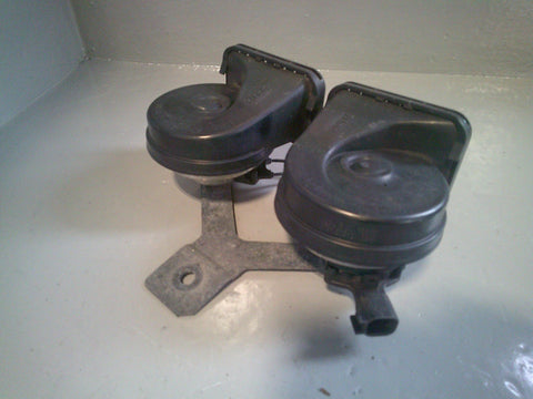 Discovery Sport Two Tone Horns Pair L550 Land Rover 2014 to 2019
