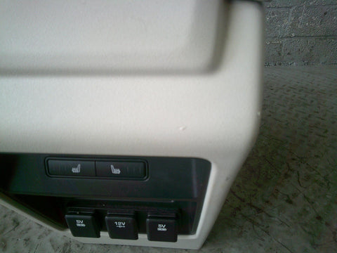 Discovery Sport Centre Console in Cirrus L550 Land Rover 2014 to 2019 L14075