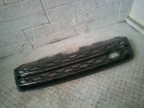 Discovery Sport Grille Front in  Black L550 Land Rover 2014 to 2019 L14075