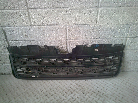 Discovery Sport Grille Front in  Black L550 Land Rover 2014 to 2019 L14075
