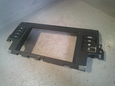 Discovery Sport Screen Surround Dashboard Switch FK72-19F211-FC L550 Land Rover