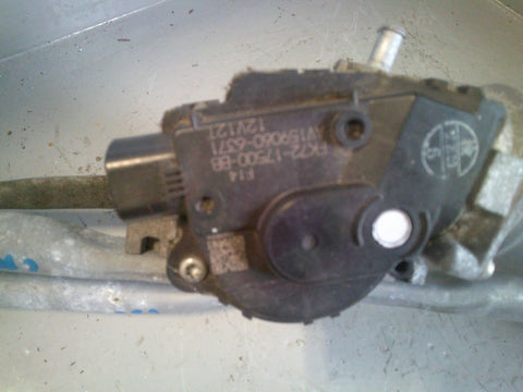 Discovery Sport Windscreen Wiper Motor and Linkage L550 Land Rover 2014 to 2019