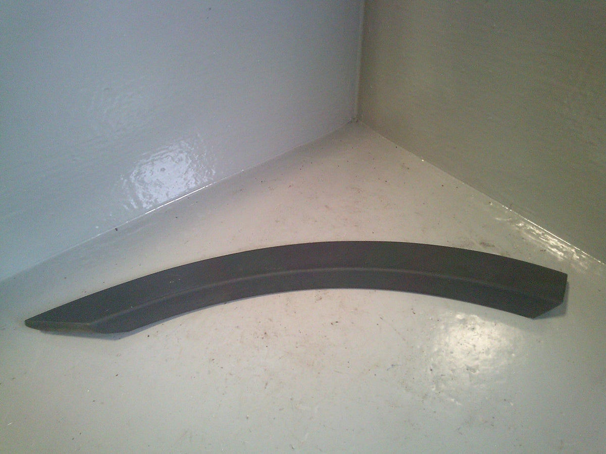 Discovery Sport Door Arch Trim Off Side Rear FK72-16A332 AC L550 Land Rover