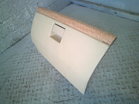 Freelander 2 Glove Box in Beige with Wood Trim Land Rover 2006 to 2011