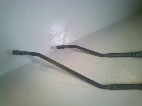 Discovery Sport Windscreen Wiper Arms Pair L550 Land Rover 2014 to 2019
