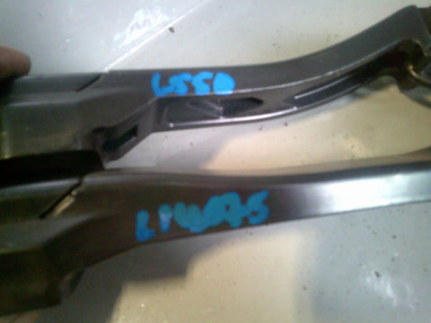 Discovery Sport Windscreen Wiper Arms Pair L550 Land Rover 2014 to 2019