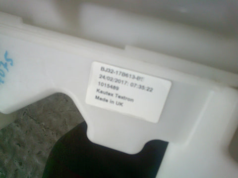 Discovery Sport Windscreen Washer Bottle Tank with 2 Pumps L550 Land Rover