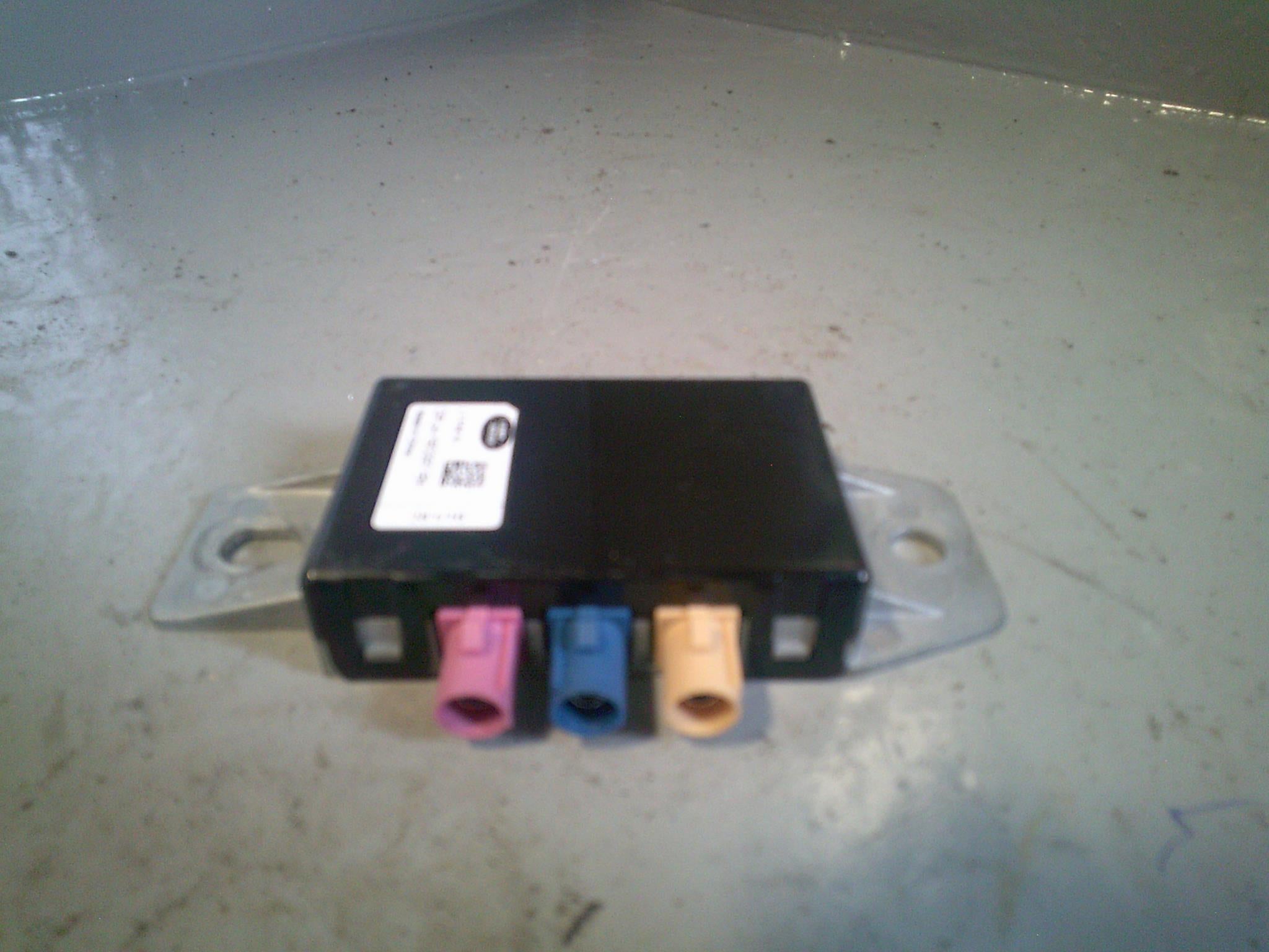 Antenna Control Module Discovery Sport Antenna Control Module DPLA-19C097-BA L550 Land Rover ...