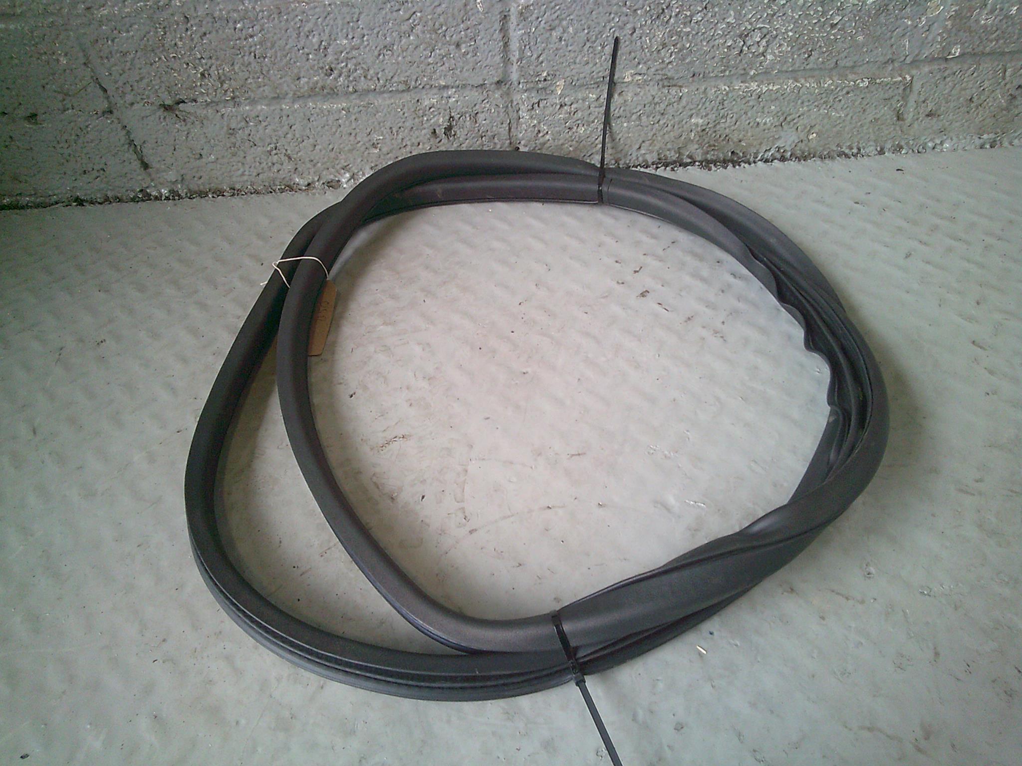 Cal500070 Discovery Sport Door Seal Rubber Off Side Rear L550 Land Rover 2014 to ...