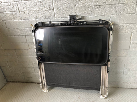 Toyota RAV4 XA30 Sunroof Assembly with Motor Electric 2006 to 2012