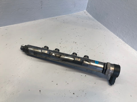 Fuel Rail Near Side 3.0 SDV6 CK5Q-9D280-AB Range Rover L405 Sport L494