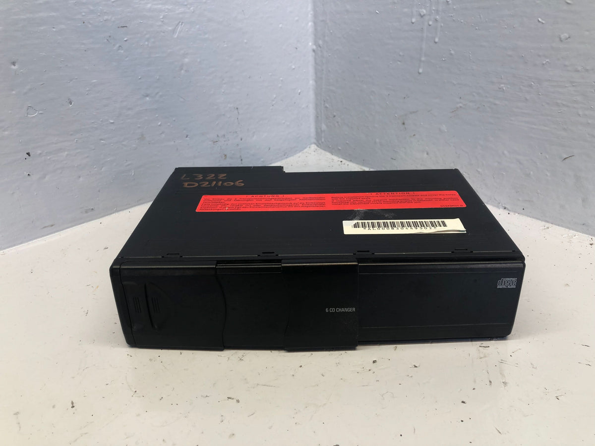 Range Rover L322 CD Changer 6 Disc 65.12-6 913 389 2002 to 2005