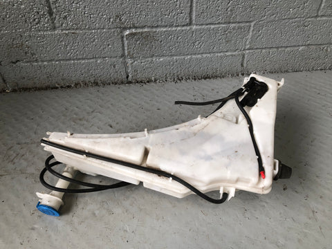 Range Rover Sport Windscreen Washer Fluid Tank Reservoir Pumps L494 CPLA17B613AH