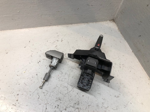 Range Rover L322 Ignition Barrel with Key Lock Set 3.6 TDV8 2006 to 2009 D29096