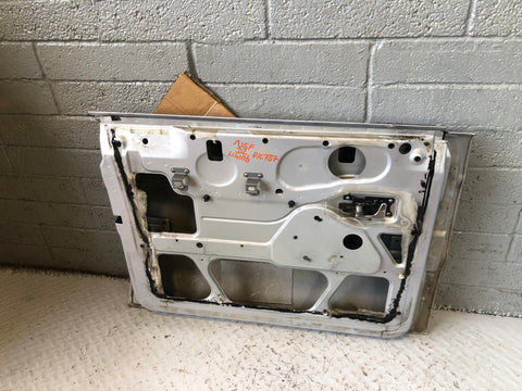 Discovery 2 Door Near Side Front Zambesi Silver 737 Land Rover 1998 to 2004