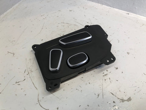 Range Rover L405 Seat Adjustment Switch Passenger Near Side CPLA-14B566-AAA LEG
