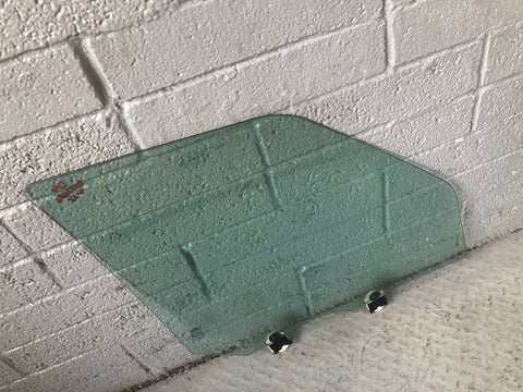 Discovery 4 Window Glass Near Side Front Door Land Rover 2009 to 2016 D03086