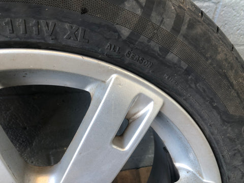 Discovery 4 Alloy Wheels and Tyres 255/55R19 Set of x 4 Land Rover D03086