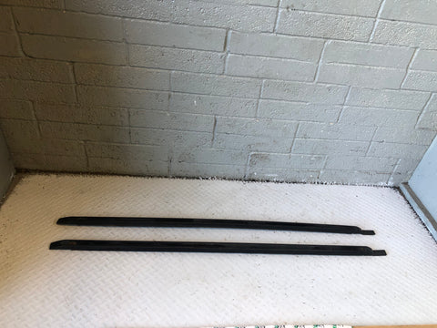 Discovery 3 or 4 Roof Rails Three Quarter Length Bars Land Rover CAB500120PVJ