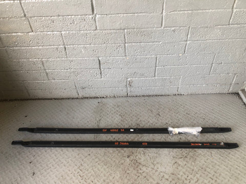 Discovery 3 Roof Rails Three Quarter Length Roof Bars Land Rover J12086
