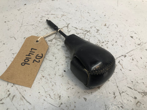 Discovery 2 Gear Selector Knob Auto Black Leather Land Rover 1998 to 2004
