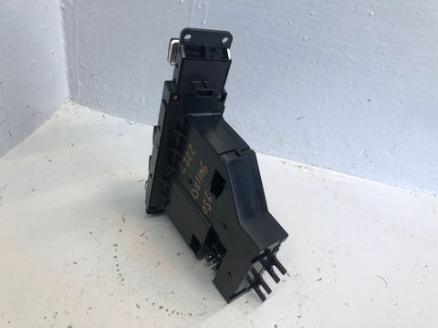 Range Rover L322 Window Switch Pack Off Side Front YUD000301PUY 2002 to 2009