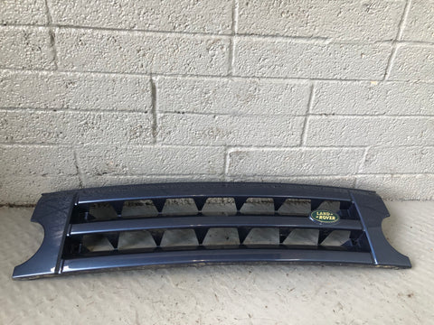 Discovery 3 Grille Front Cairns Blue Land Rover 2004 to 2009 J17076