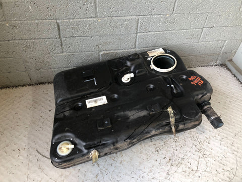 Freelander 1 Fuel Tank Plastic 2.0 TD4 WQB000020 Land Rover 2001 to 2006