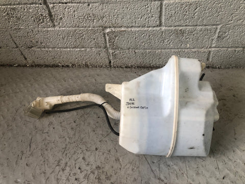 Freelander 2 Washer Bottle Windscreen Two Pump Land Rover 2006 to 2015 No Cap