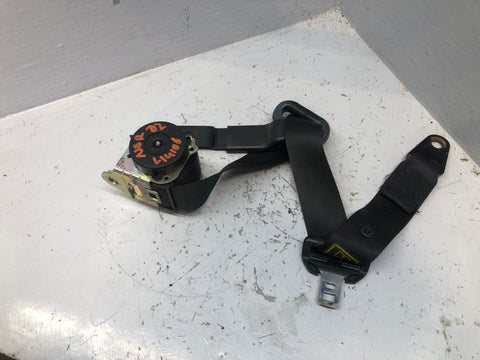 Discovery 2 Seat Belt Near Side Rear Middle Row Black Land Rover 1998 to 2004