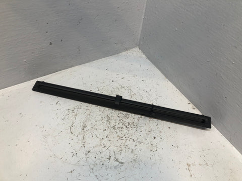 Discovery 2 Rear Window Blind Off Side 1998 to 2004 Land Rover