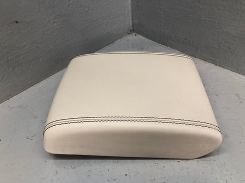 Range Rover Evoque Centre Console Armrest Lid in Ivory L538 L20015