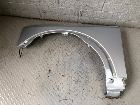 Discovery 3 Wing Near Side Front Zermatt Silver Land Rover 2004 to 2009 L03096