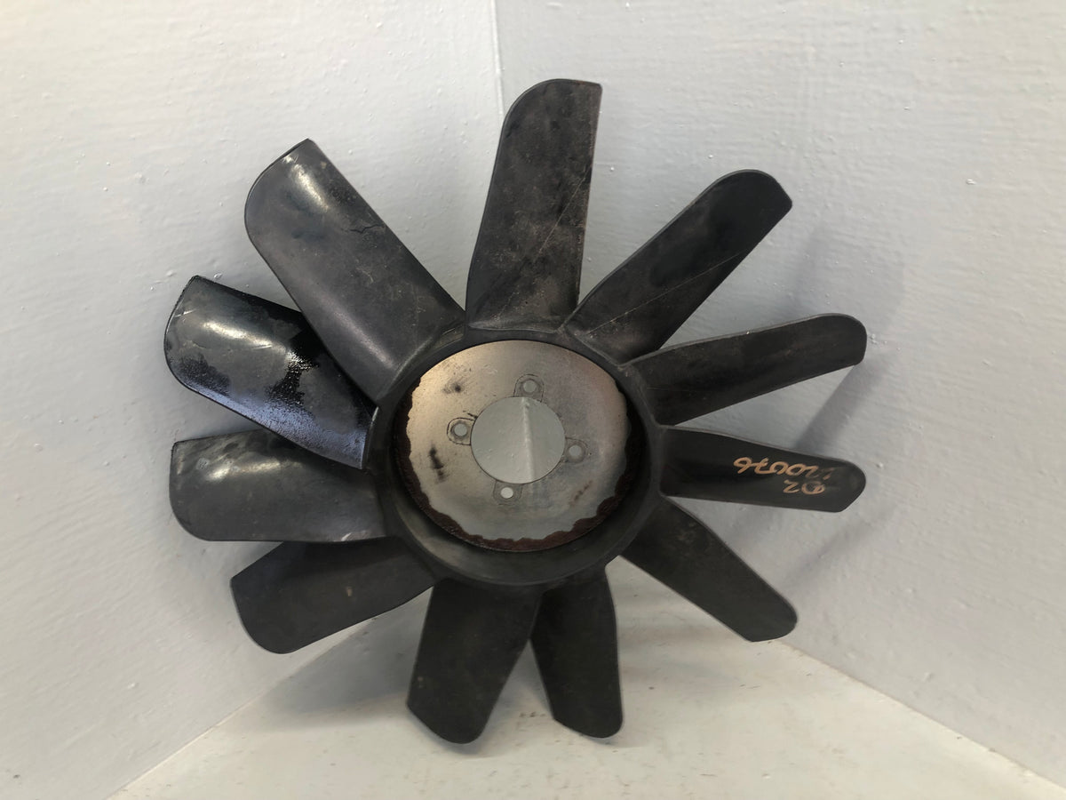 Discovery 2 Engine Fan Assembly TD5 Land Rover 1998 to 2004 L20076