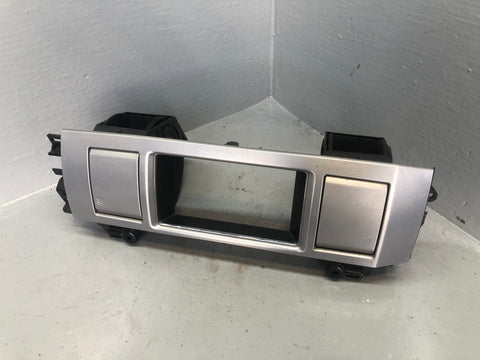 Jaguar XF Dashboard Air Vents Centre CX23-19K617-AC X250 2007 to 2012