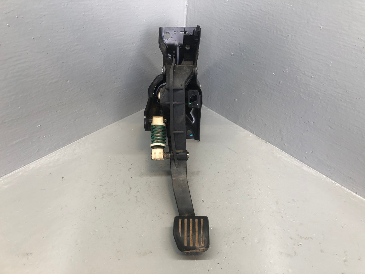 Freelander 2 Clutch Pedal 7G9N 7B633FA Land Rover 2.2 TD4 Manual 2006 to 2015