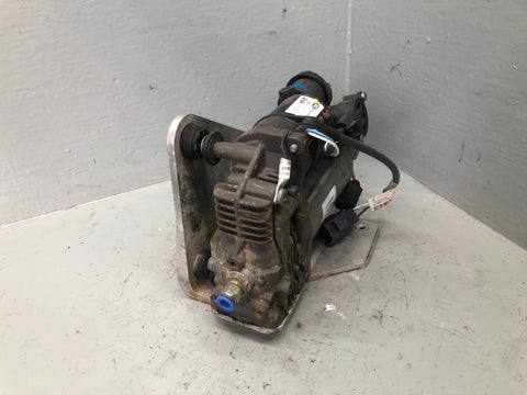 Air Suspension Compressor AMK Discovery 3 4 Land Rover Spares Repairs L05125