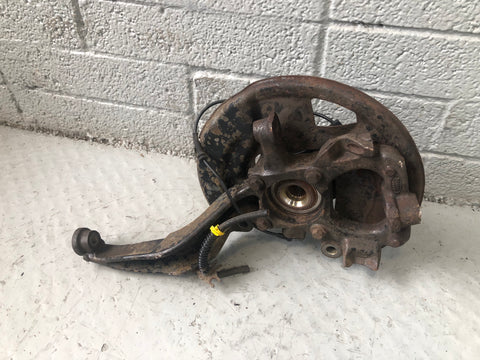 Discovery 3 Hub Near Side Front with ABS Sensor Land Rover 2004 to 2009 J17076