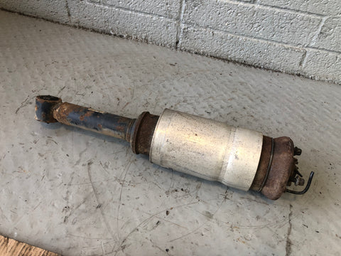 Range Rover Sport Suspension Air Bag Strut Front 2005 to 2009 D16076
