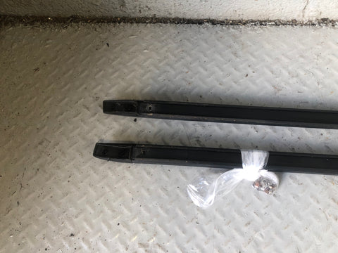 Discovery 4 Roof Rails Three Quarter Length Roof Bars Land Rover D13086
