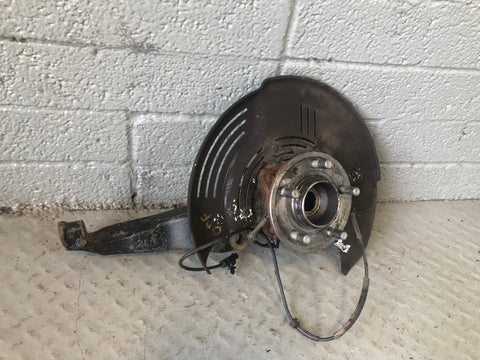 Discovery 4 Hub Off Side Front with ABS Sensor Land Rover 2009 to 2016 J18066