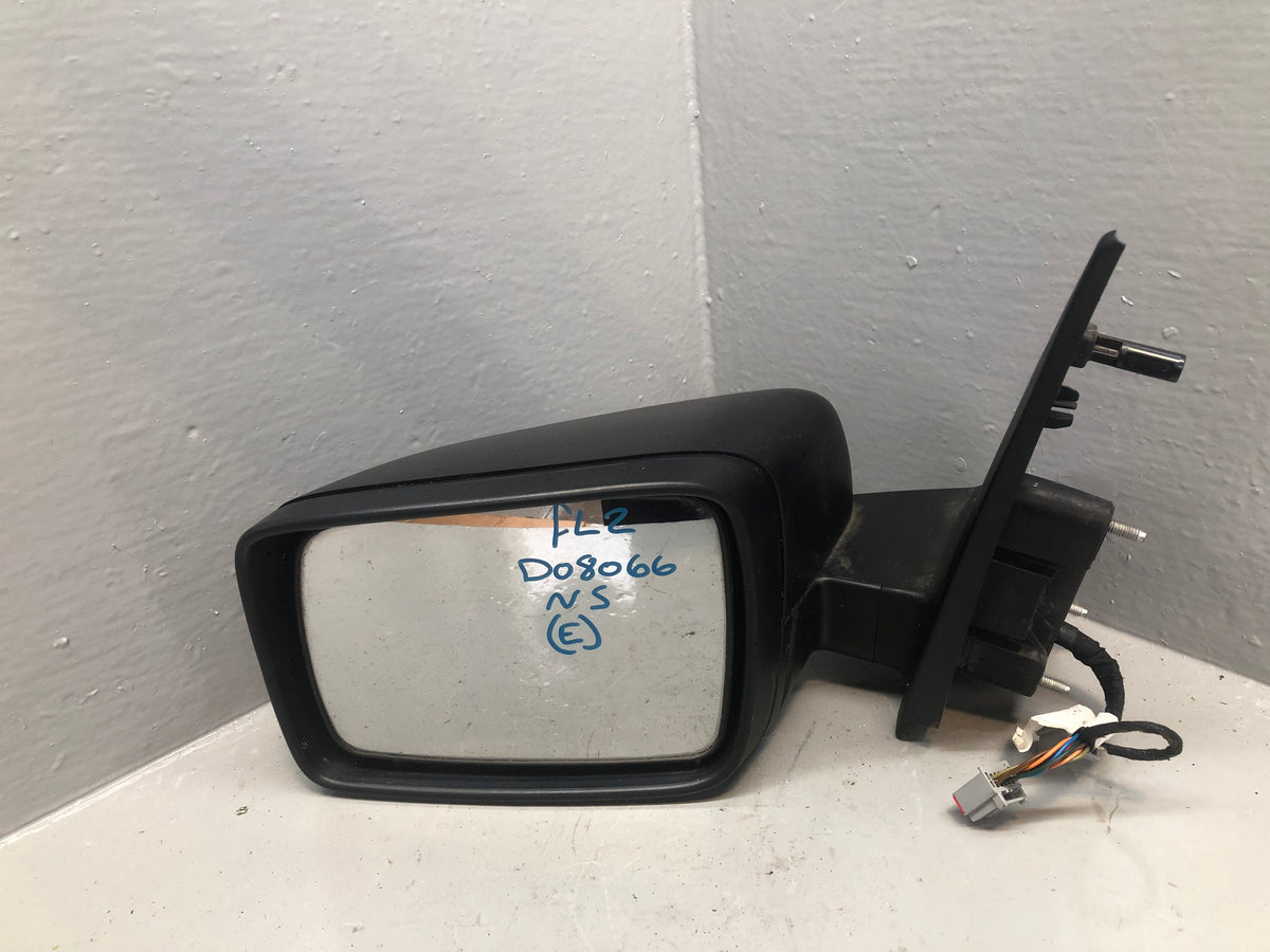 Freelander 2 Mirror Near Side Left Electric Land Rover 2006 to 2011 D08066