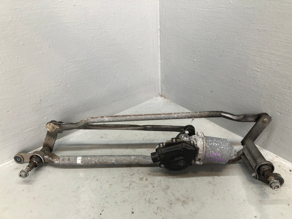 Range Rover Sport Windscreen Wiper Motor and Linkage Front CPLA-17500-BC L494