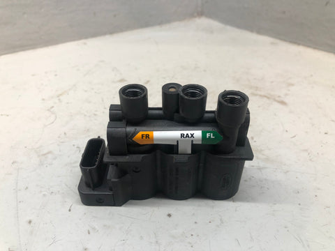 Range Rover L405 Air Suspension Front Crossover Valve CPLA-5B710-AB 2013 to 2017