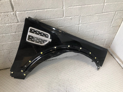 Discovery 4 Front Wing Off Side Santorini Black LRC 820 2009 to 2016 D27056