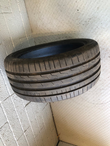 Churchill Part Worn Tyre 275/40ZR20 5mm Tread 275 40 20 D17066B