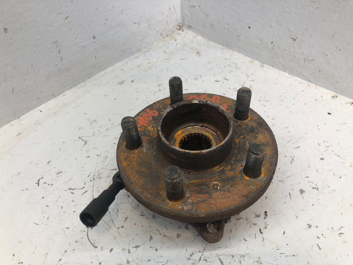 Discovery 2 Hub Bare with ABS Sensor Off Side Front Land Rover 1998 to 2004