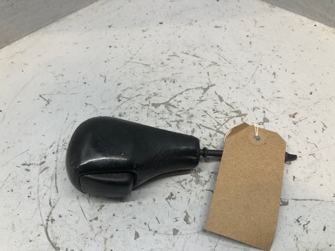 Discovery 2 Gear Selector Knob Auto Black Leather Land Rover 1998 to 2004