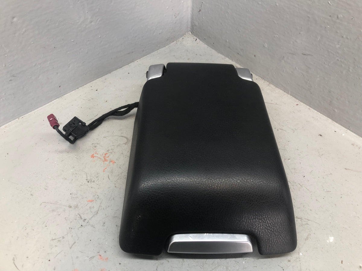 Discovery 3 Centre Console Lid Armrest Grain Leather Land Rover J12086