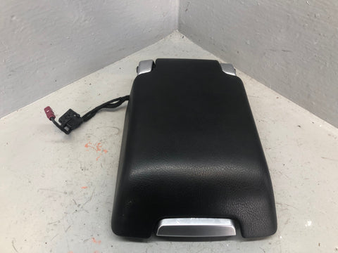 Discovery 3 Centre Console Lid Armrest Grain Leather Land Rover J12086
